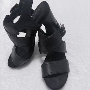 Giani Bernini Black Strappy Heels